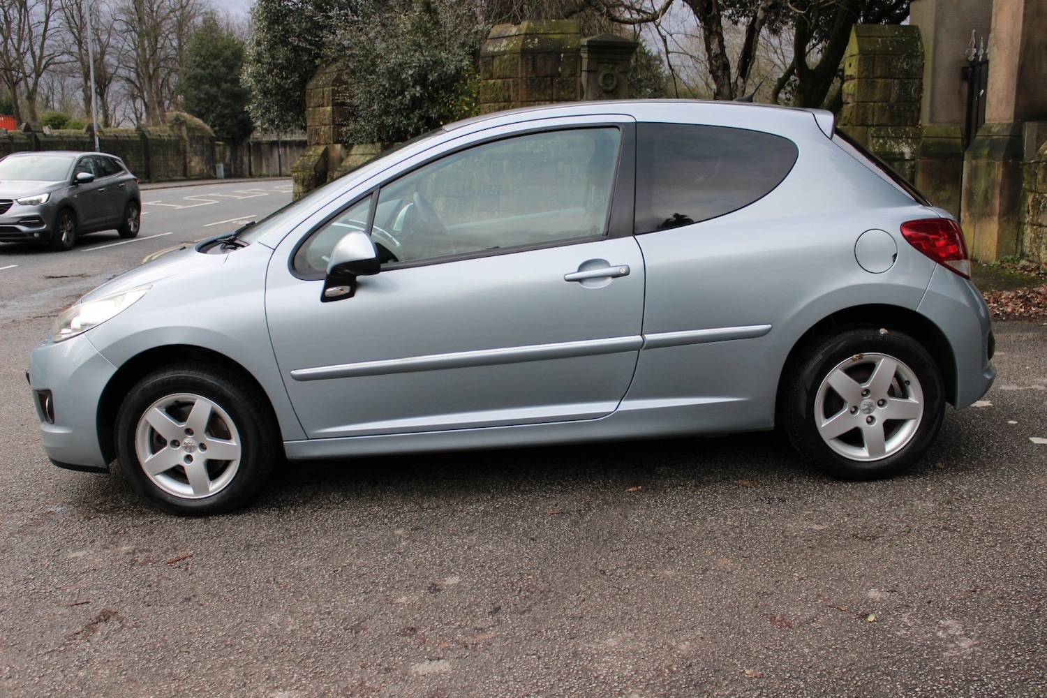 Used Peugeot 207 2010 for sale - 77536026: Photo 6