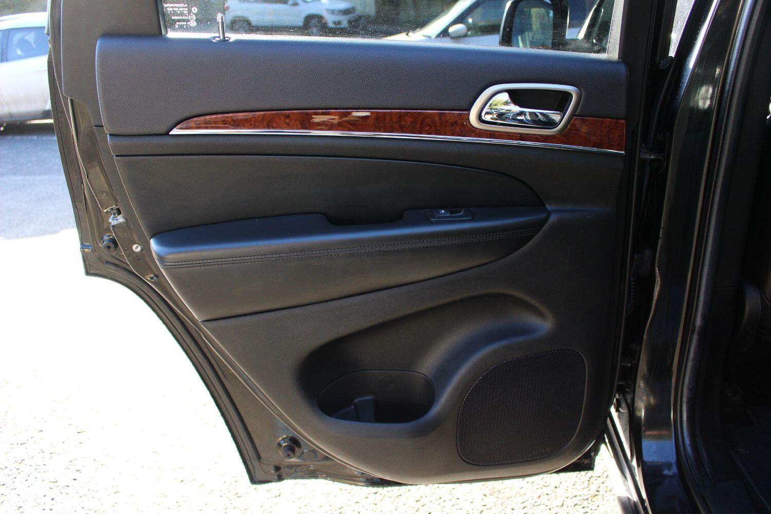 Used Jeep Grand Cherokee 2012 for sale - 76656369: Photo 16