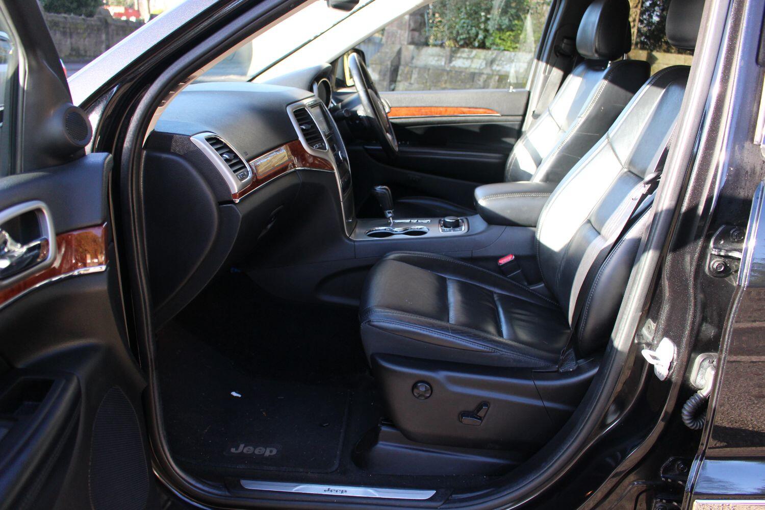 Used Jeep Grand Cherokee 2012 for sale - 76656369: Photo 9