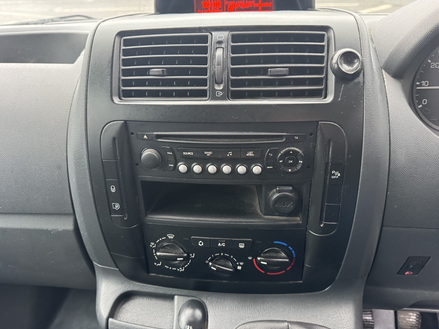 Used Citroen Dispatch 2014 for sale - 77314030: Photo 16