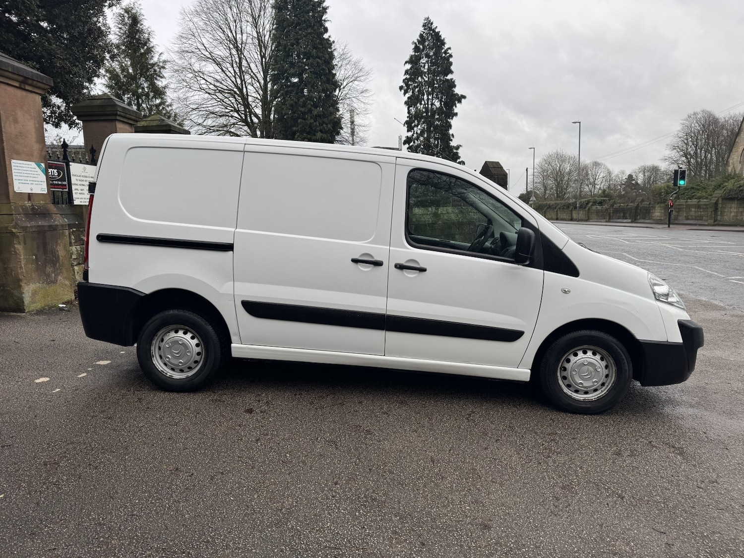 Used Citroen Dispatch 2014 for sale - 77314030: Photo 2