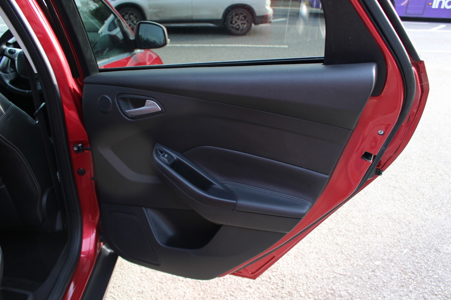 Used Ford Focus 2014 for sale - 77968677: Photo 20