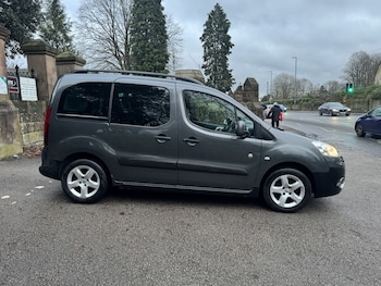Used Peugeot Partner Tepee 2015 for sale - 77303773: Photo