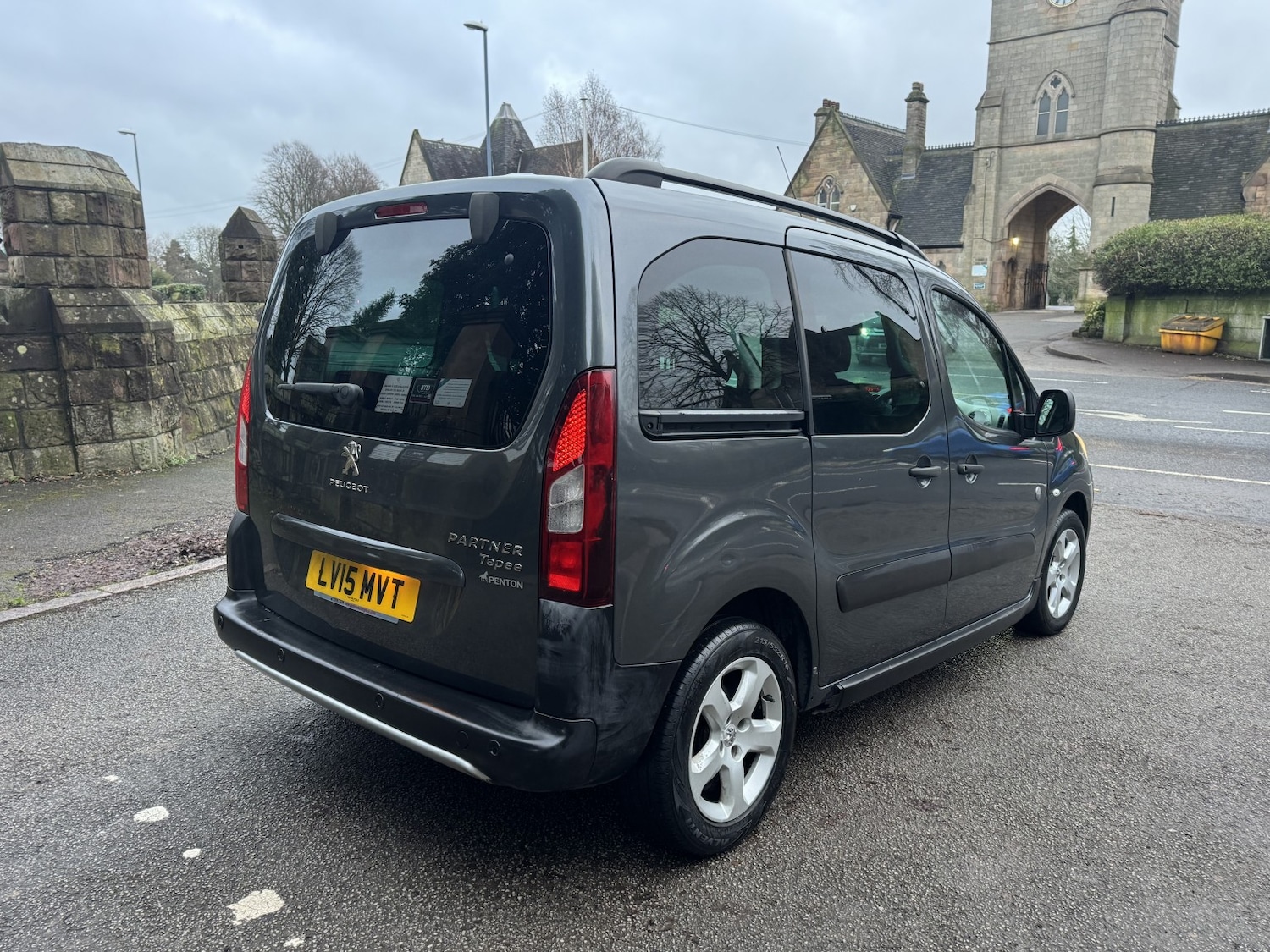 Used Peugeot Partner Tepee 2015 for sale - 77303773: Photo 3