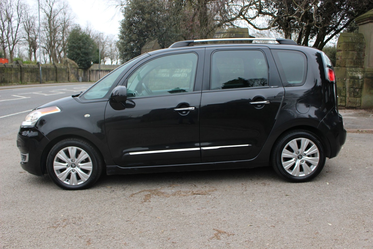 Used Citroen C3 Picasso 2009 for sale - 77781693: Photo 6