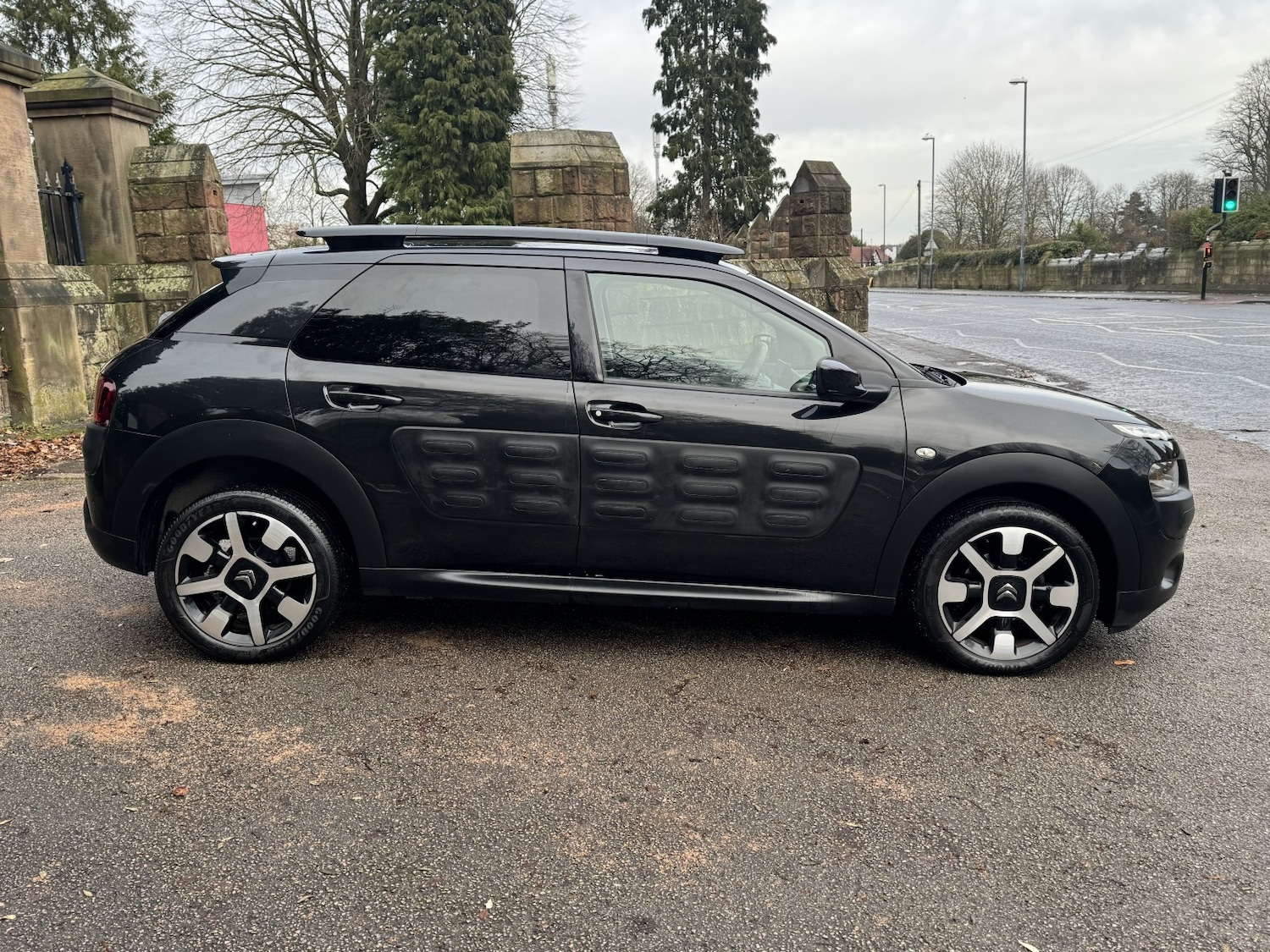 Used Citroen C4 Cactus 2015 for sale - 77118532: Photo 2