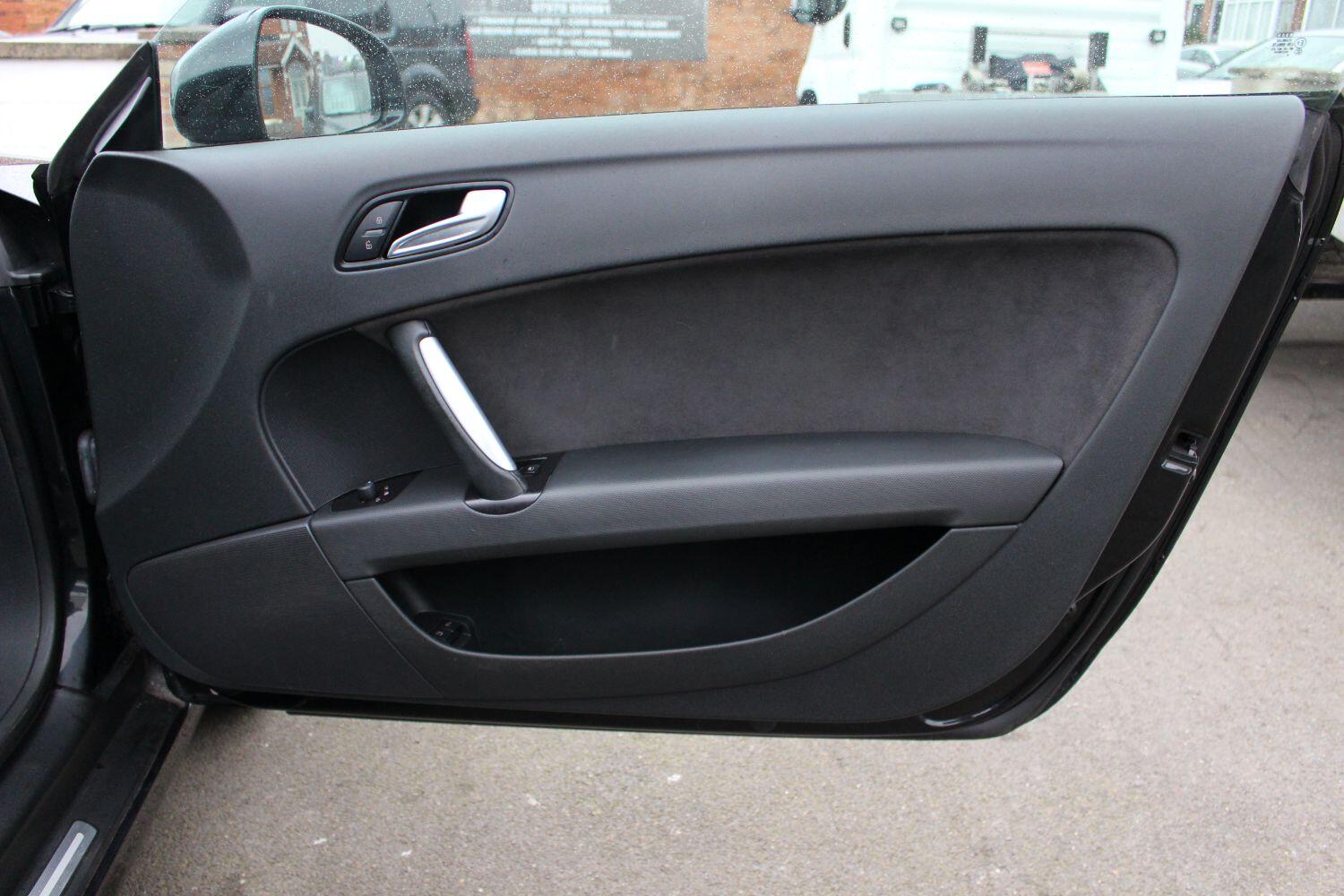 Used Audi TT 2009 for sale - 77464596: Photo 21