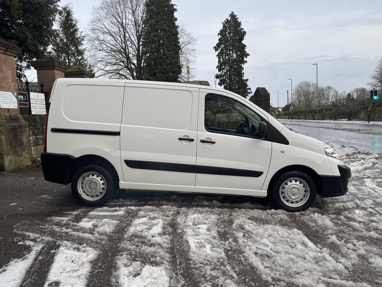 Used Peugeot Expert 2015 for sale - 77140692: Photo 2