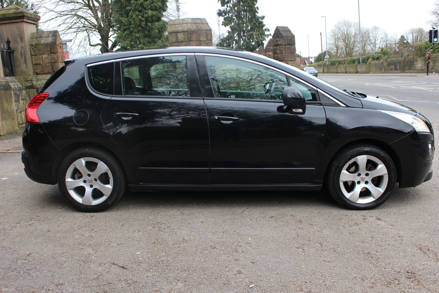 Used Peugeot 3008 2010 for sale - 77735729: Photo 2