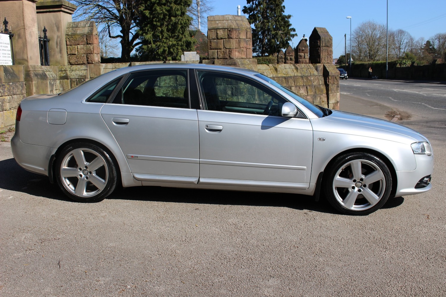 Used Audi A4 2007 for sale - 77938069: Photo 2