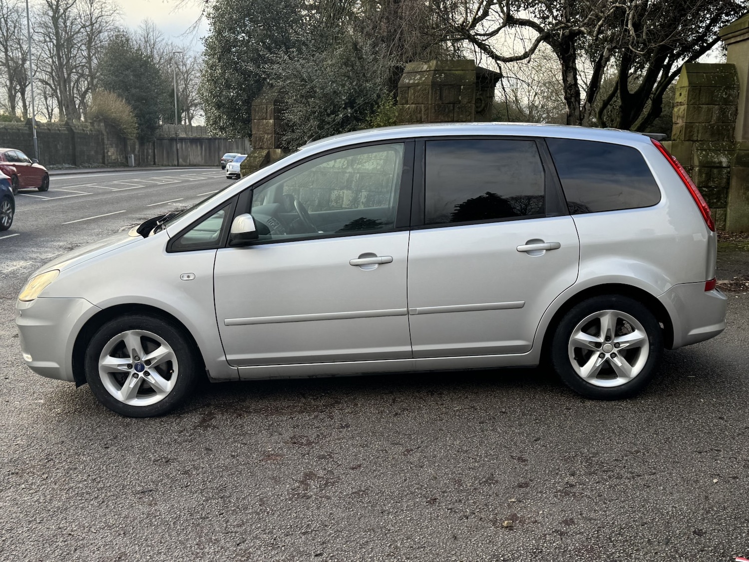 Used Ford C-Max 2010 for sale - 77225234: Photo 6