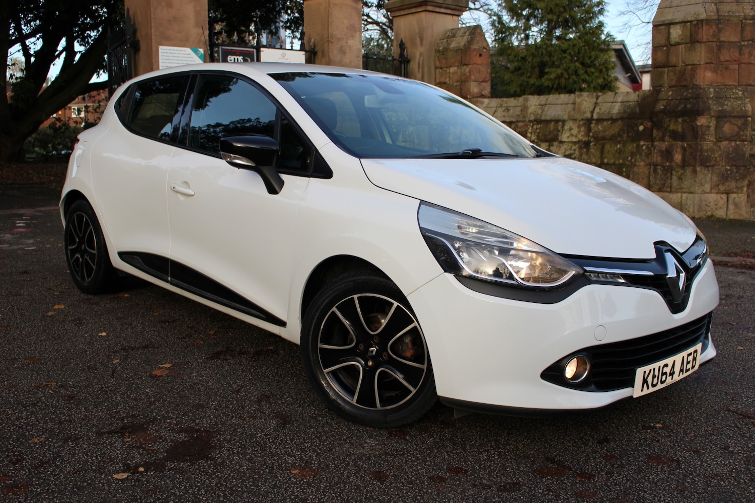Used Renault Clio 2014 for sale - 76725774: Photo 1