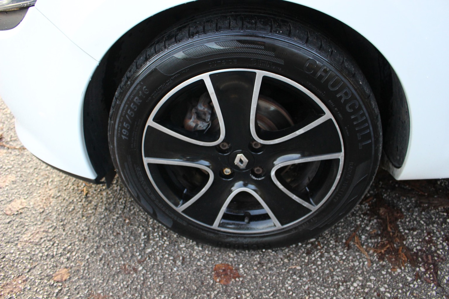 Used Renault Clio 2014 for sale - 76725774: Photo 14