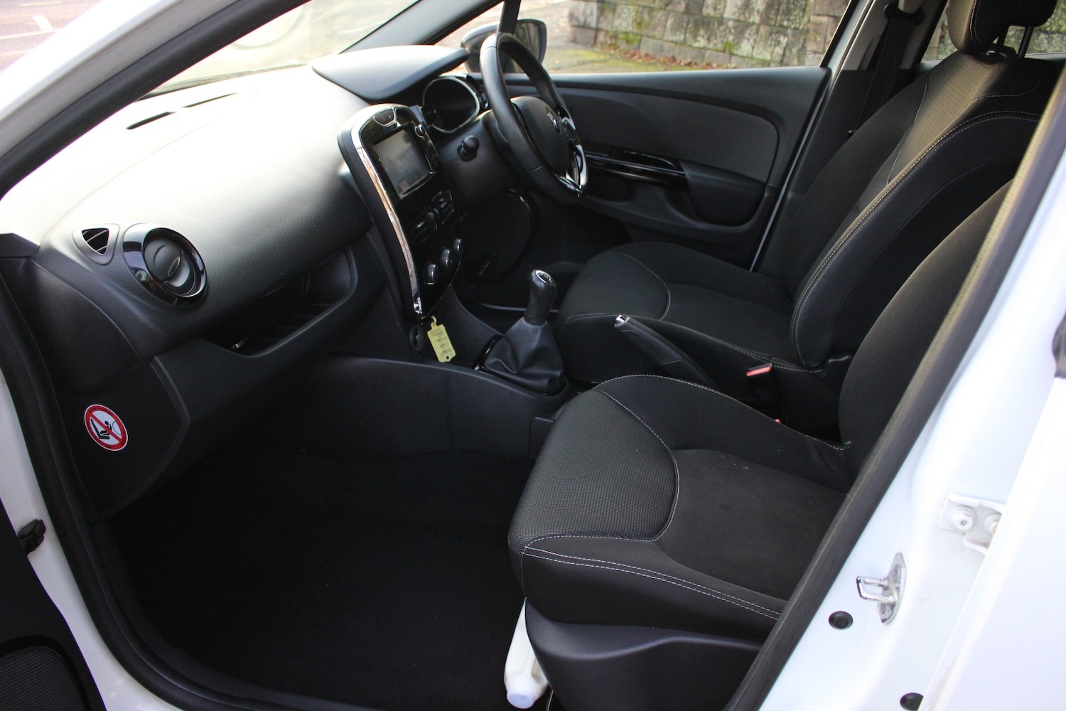 Used Renault Clio 2014 for sale - 76725774: Photo 15