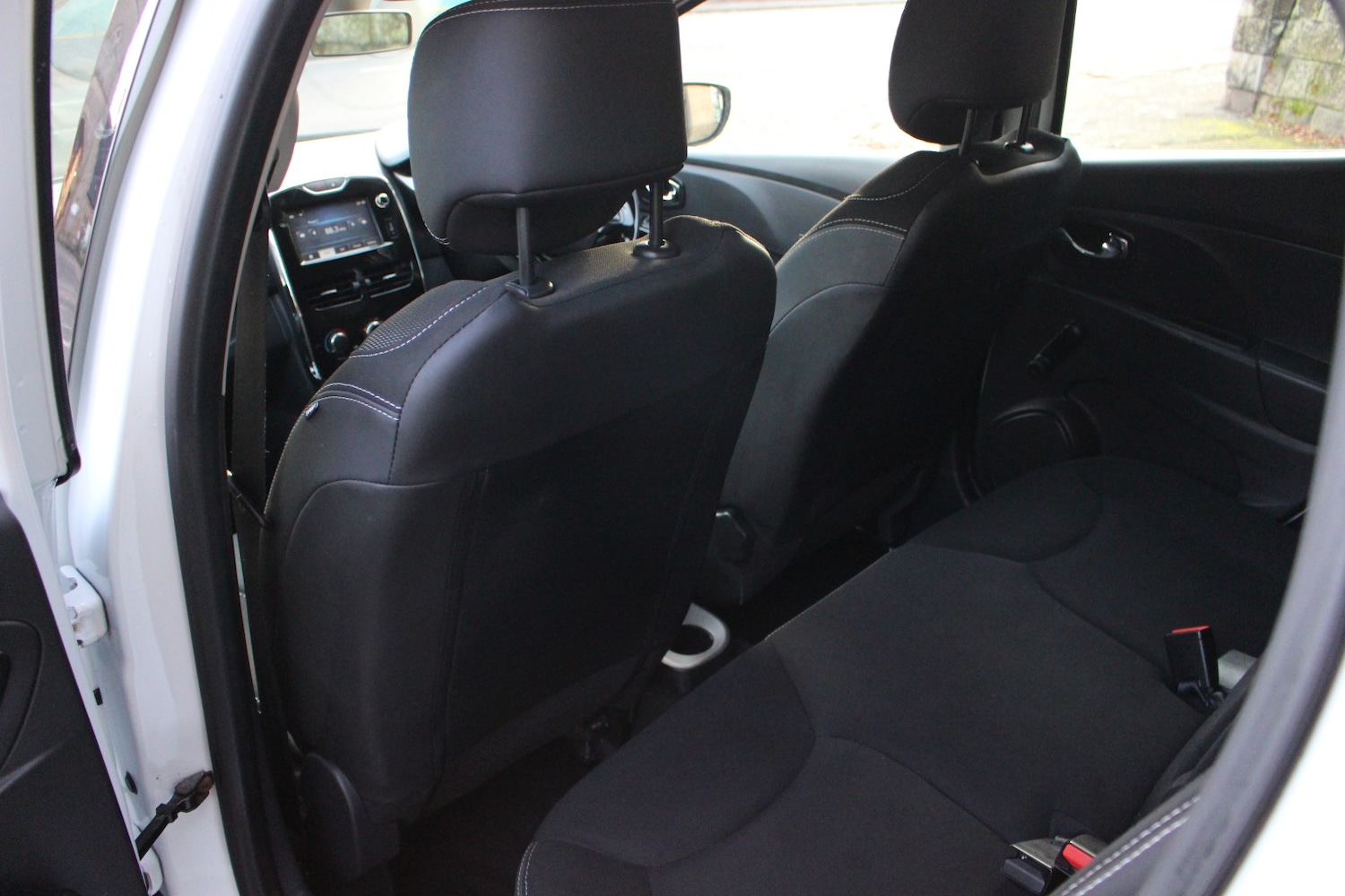 Used Renault Clio 2014 for sale - 76725774: Photo 19