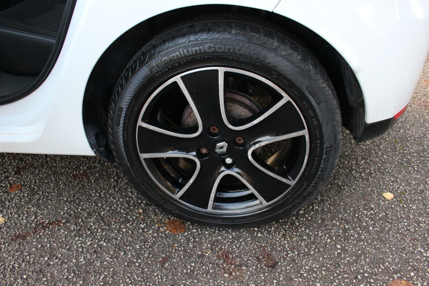 Used Renault Clio 2014 for sale - 76725774: Photo 22