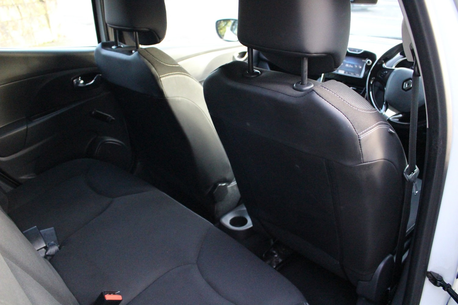 Used Renault Clio 2014 for sale - 76725774: Photo 27