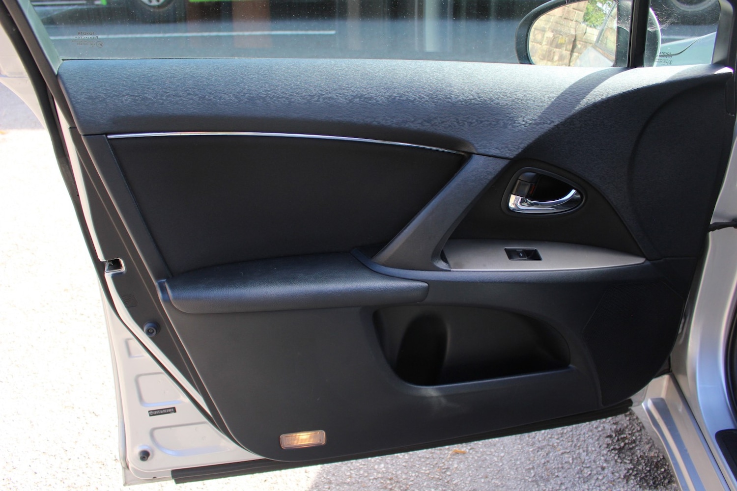 Used Toyota Avensis 2010 for sale - 76725736: Photo 18