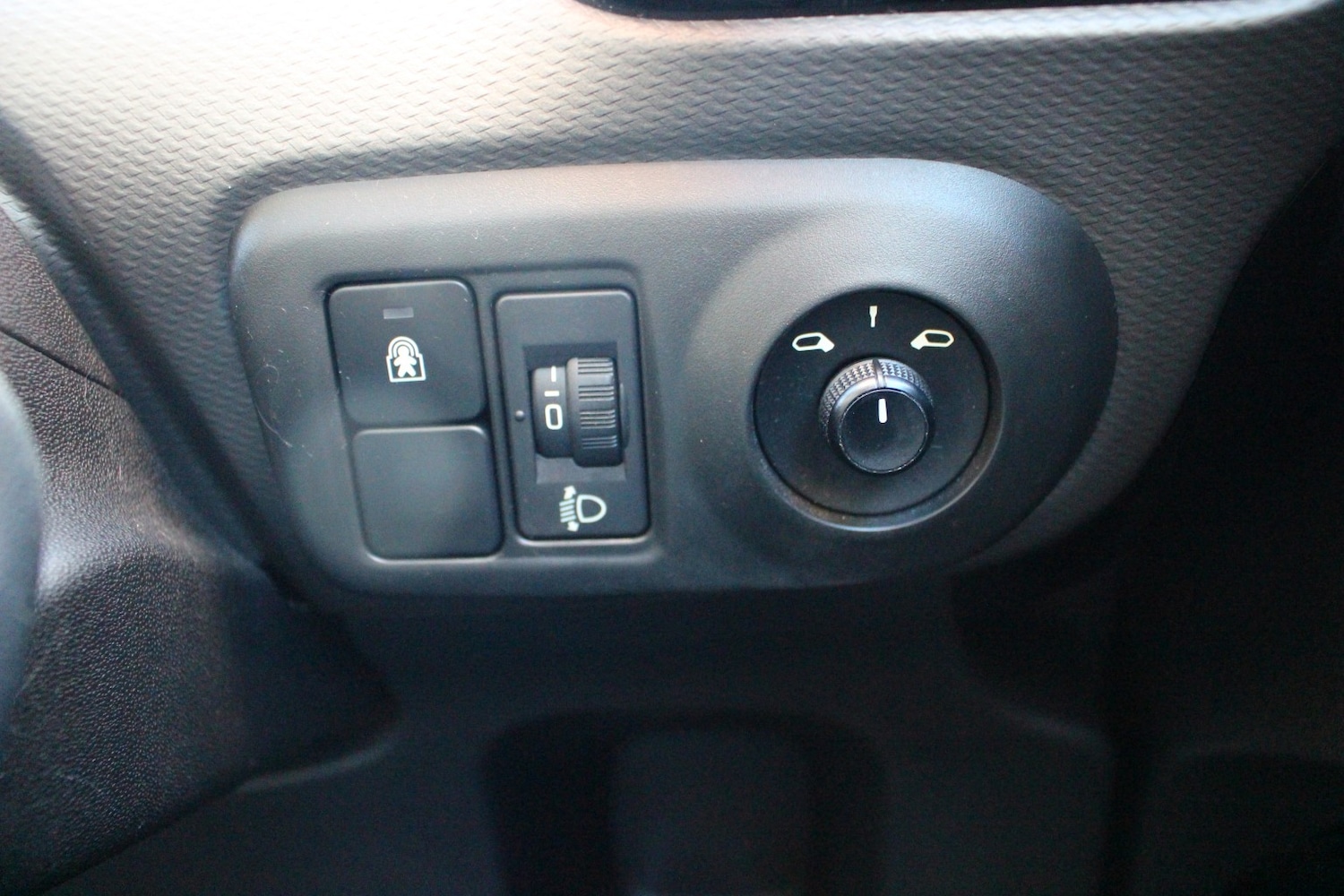 Used Citroen C4 Cactus 2017 for sale - 78031766: Photo 29