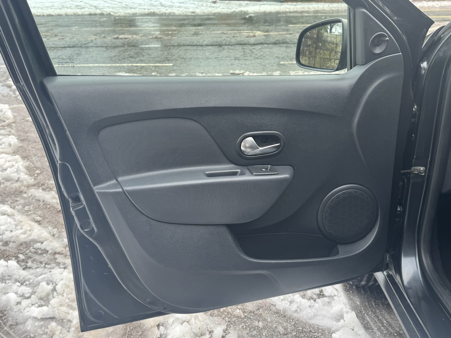 Used Dacia Sandero Stepway 2017 for sale - 77140737: Photo 12