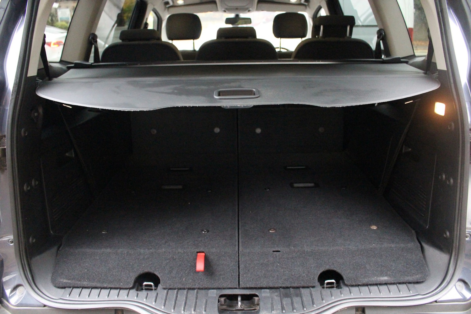 Used Ford S-Max 2012 for sale - 76725670: Photo 17