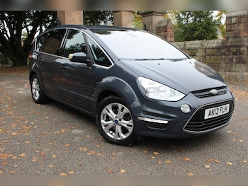 2012 - 2.2 TDCi Titanium 5-Door