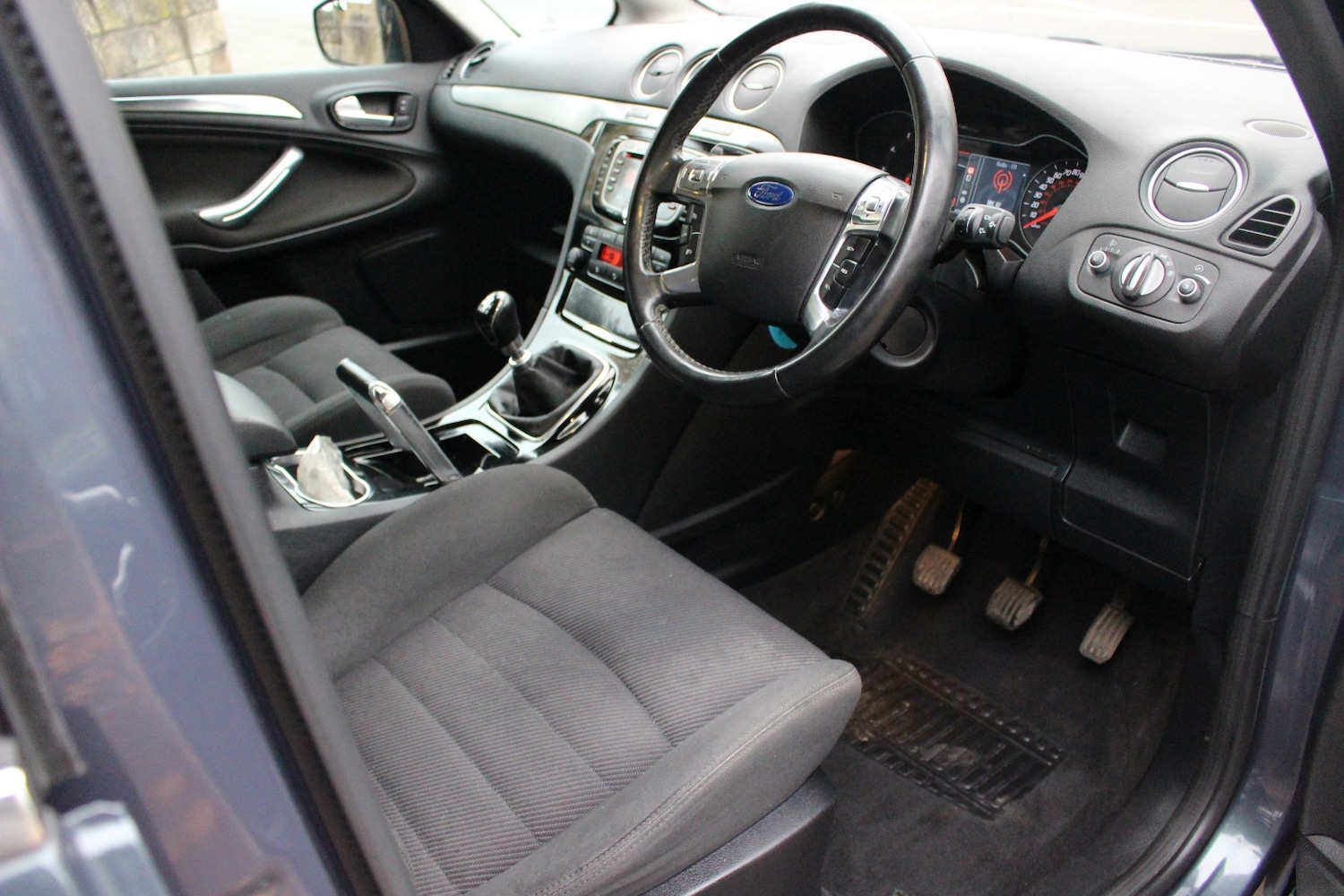 Used Ford S-Max 2012 for sale - 76725670: Photo 24