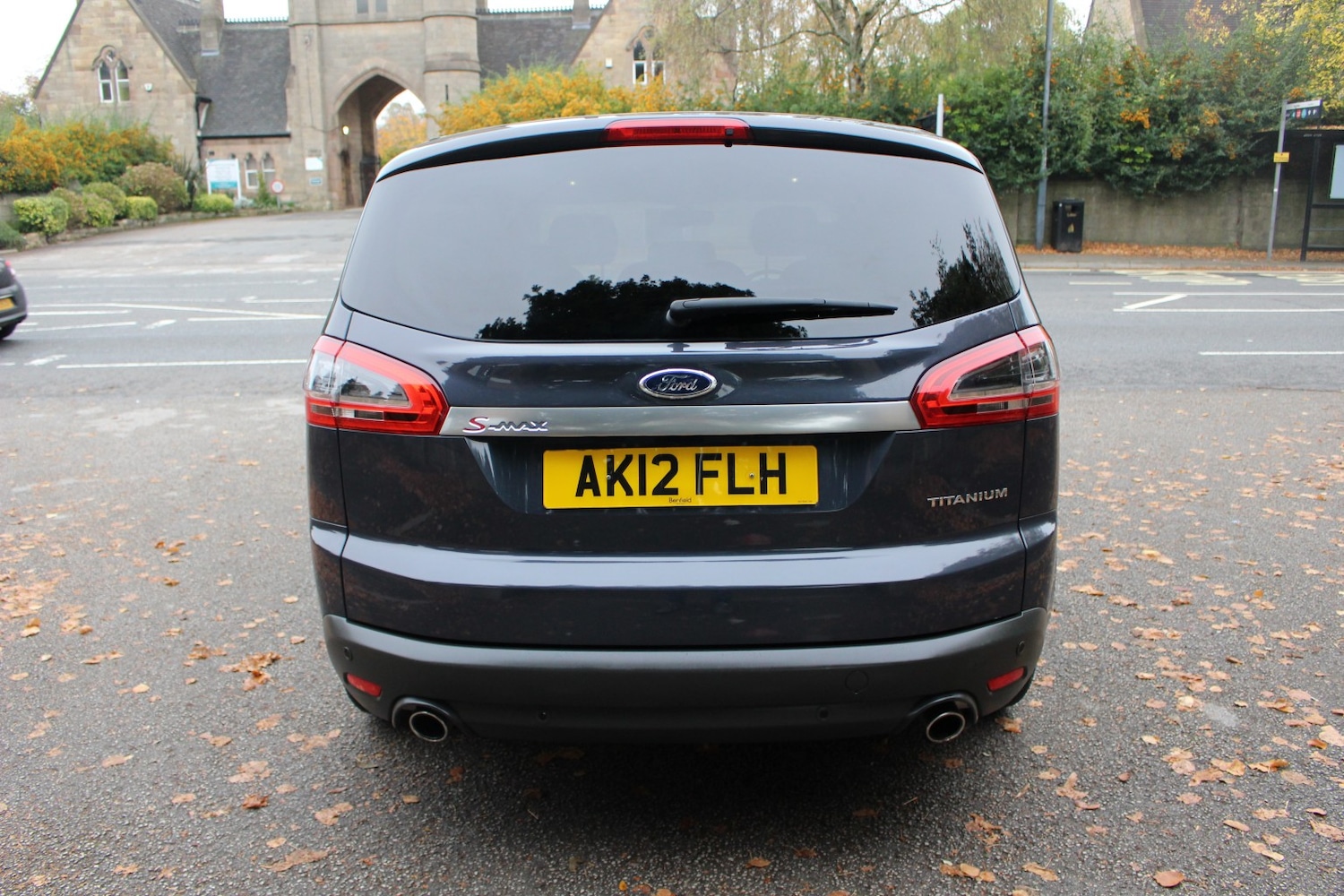 Used Ford S-Max 2012 for sale - 76725670: Photo 4
