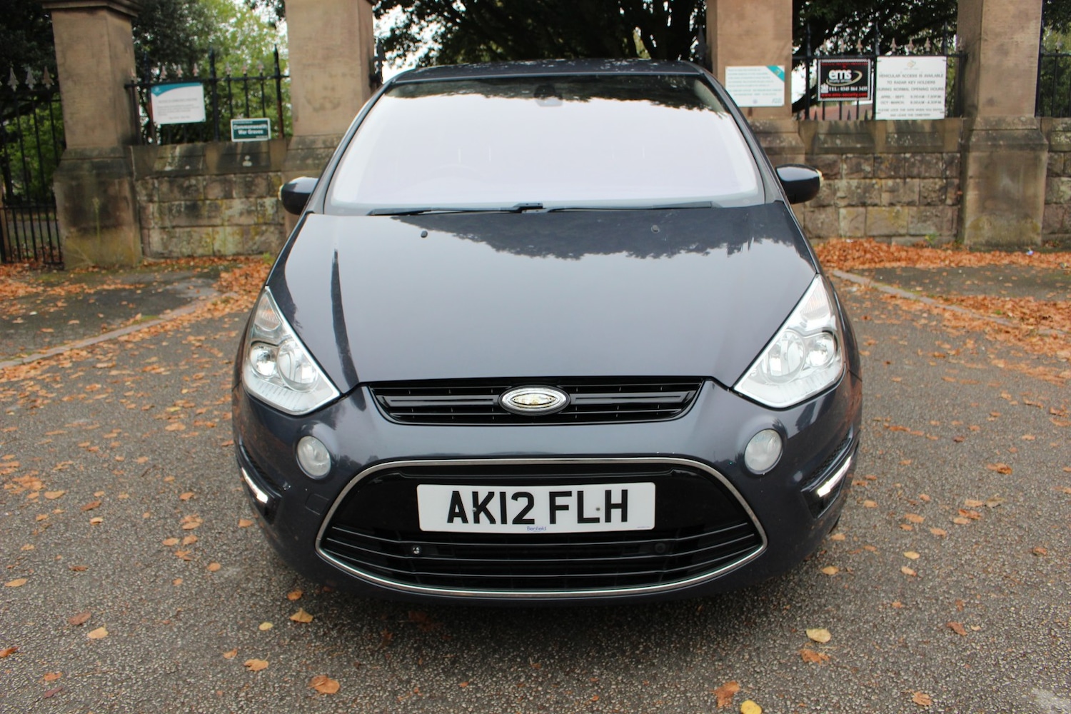 Used Ford S-Max 2012 for sale - 76725670: Photo 8