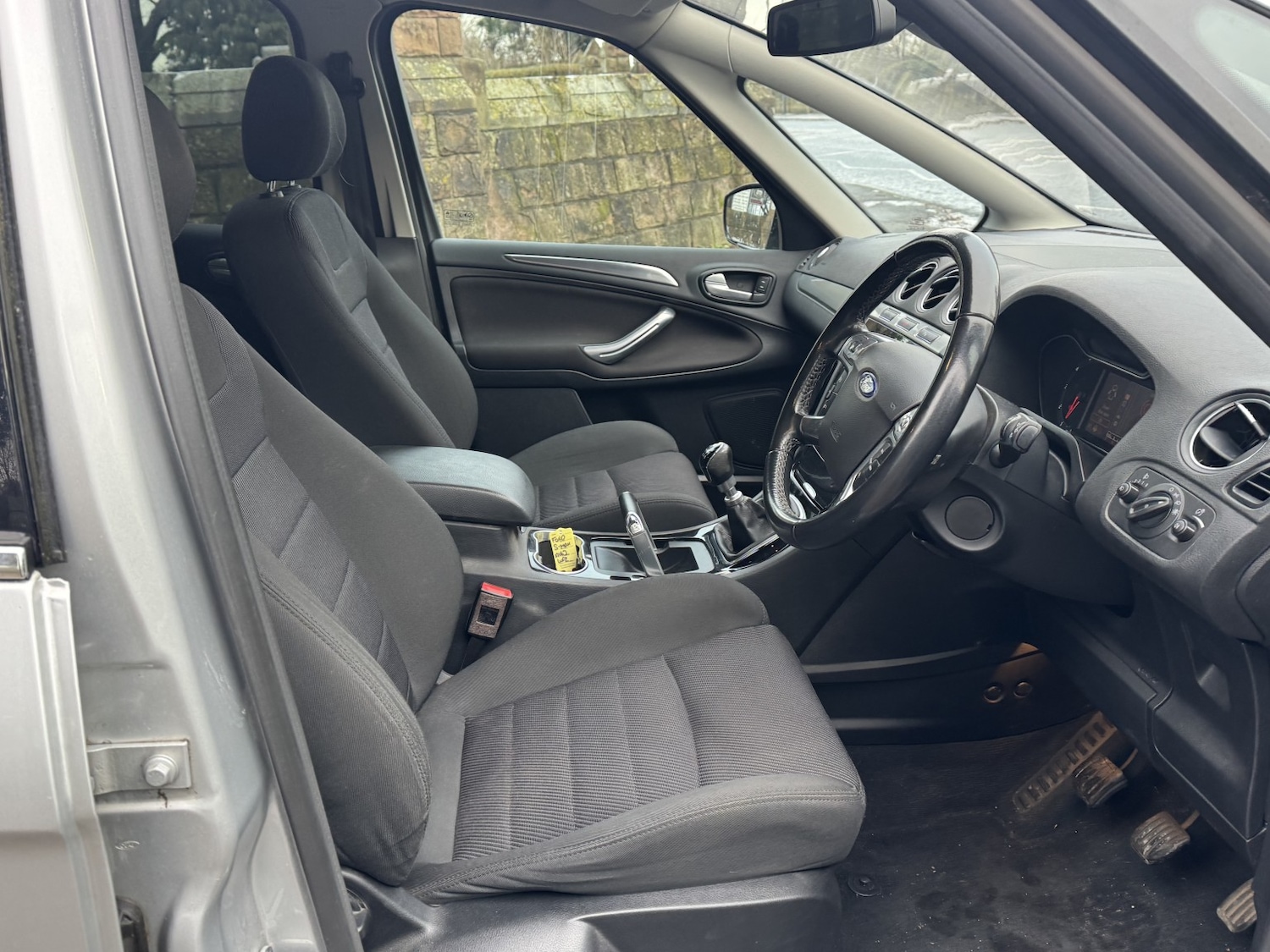 Used Ford S-Max 2013 for sale - 77118536: Photo 24