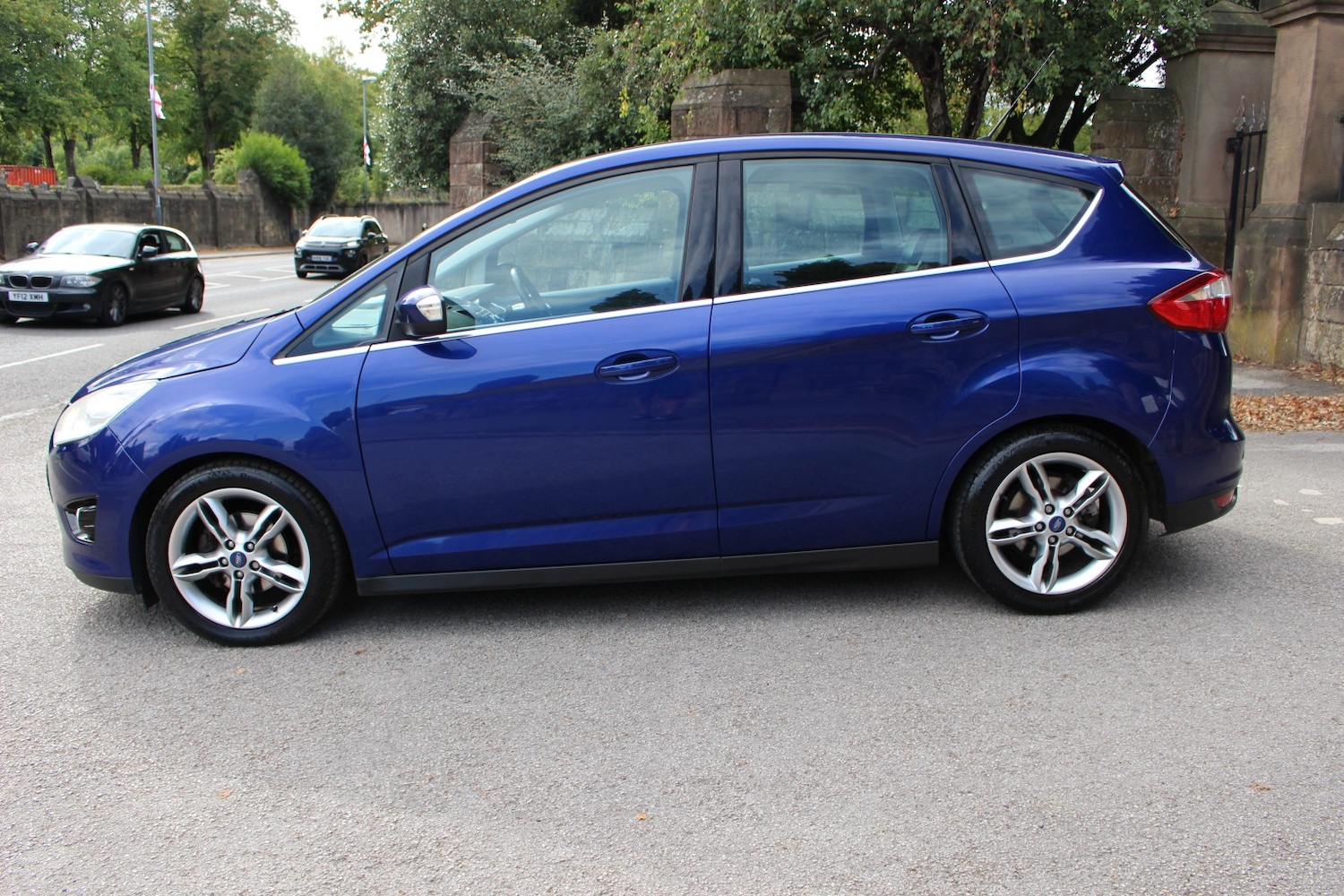 Used Ford C-Max 2014 for sale - 76725740: Photo 6