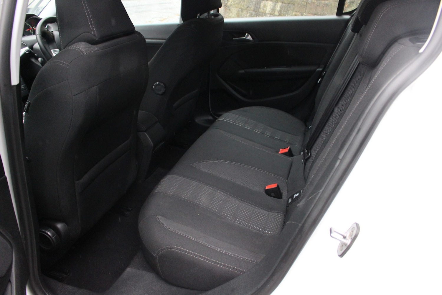 Used Peugeot 308 2015 for sale - 76725773: Photo 18