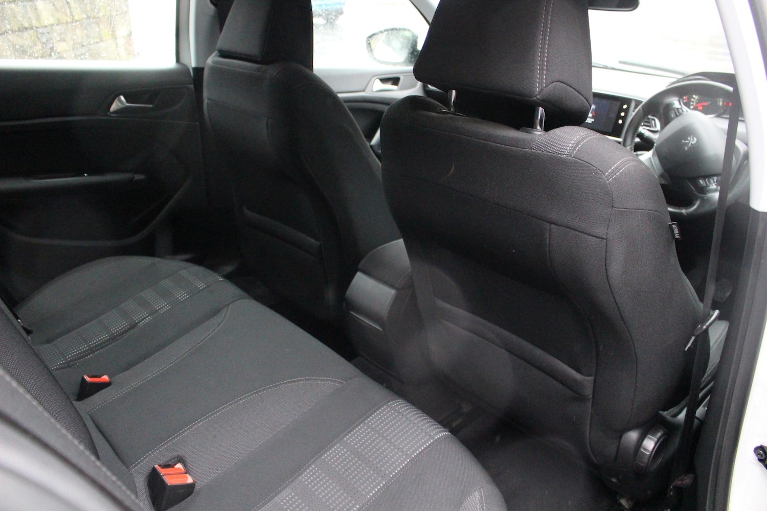 Used Peugeot 308 2015 for sale - 76725773: Photo 24