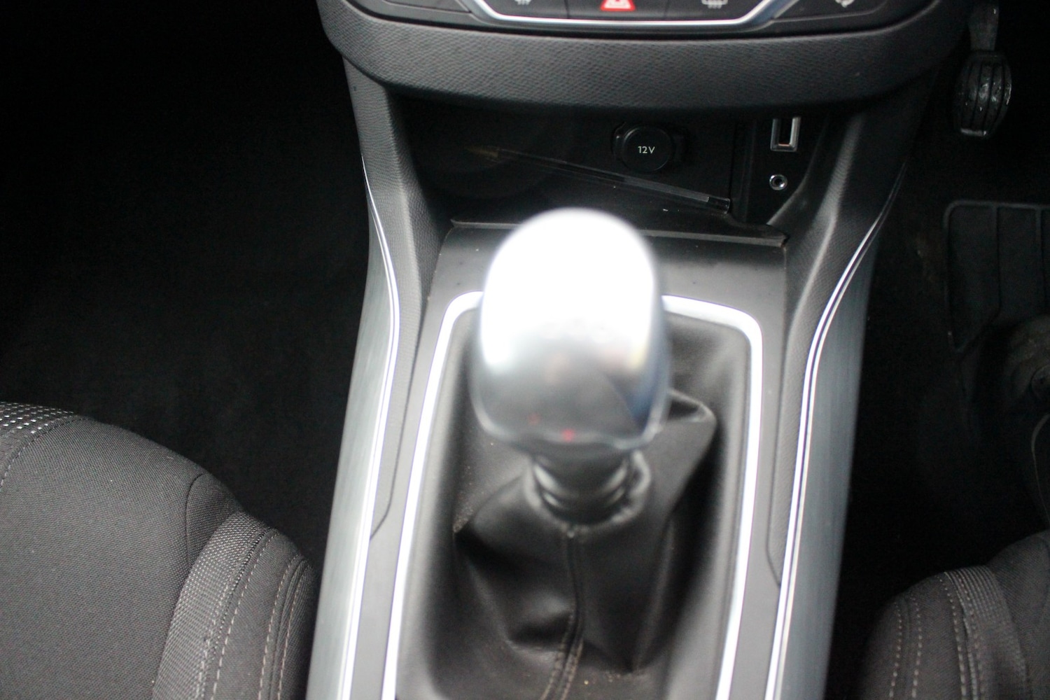 Used Peugeot 308 2015 for sale - 76725773: Photo 31