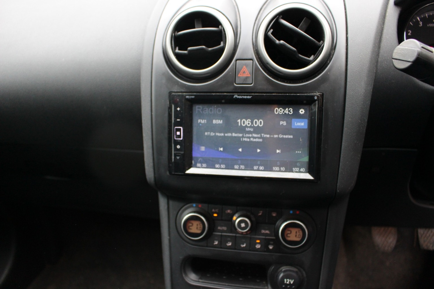 Used Nissan Qashqai 2011 for sale - 77968782: Photo 22