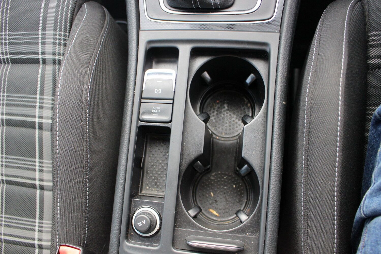 Used Volkswagen Golf 2015 for sale - 77881142: Photo 28