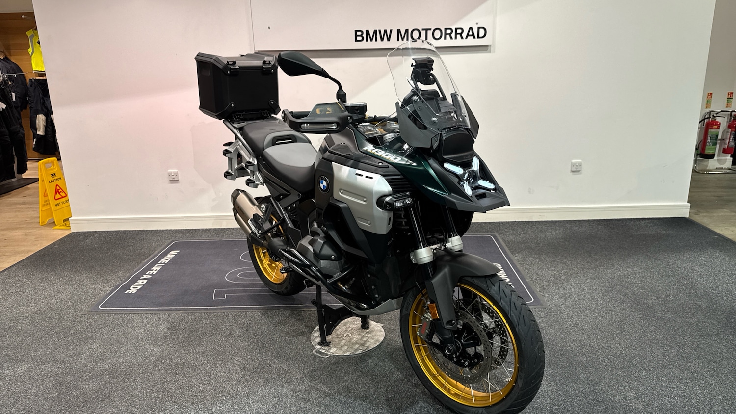 Used BMW R1300 2024 for sale - 78495925: Photo 1