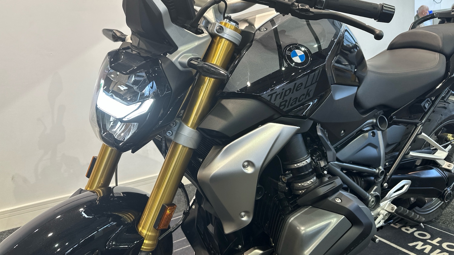 BMW R1250