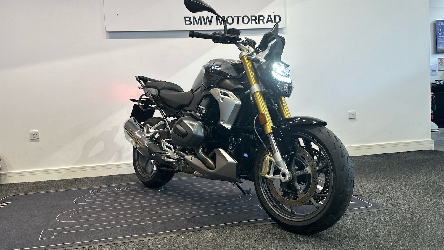 BMW R1250