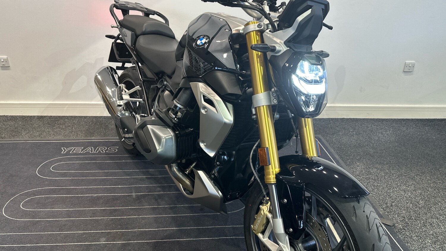 BMW R1250