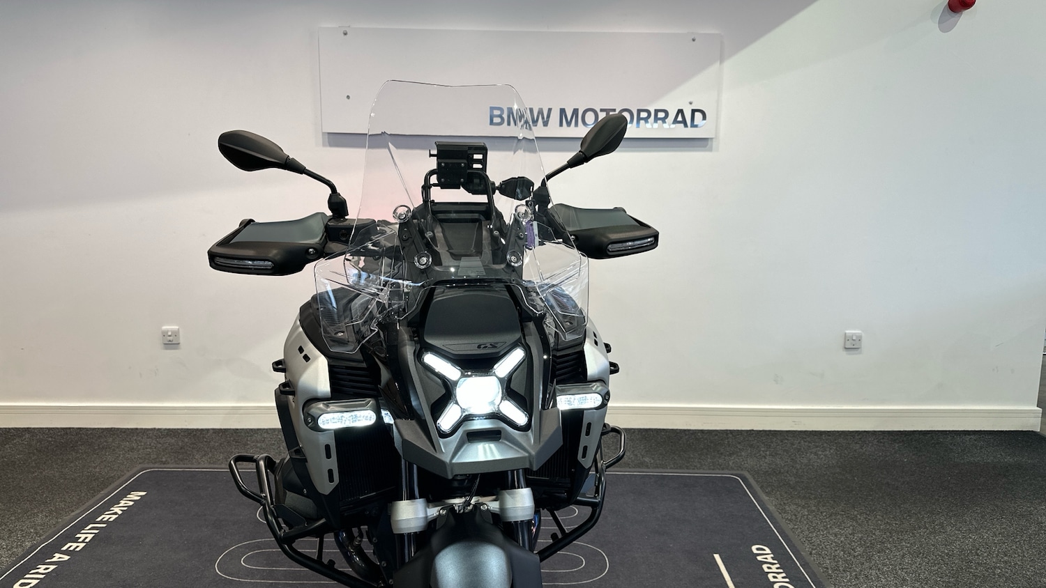 Used BMW CE 2025 for sale - 78862568: Photo 32