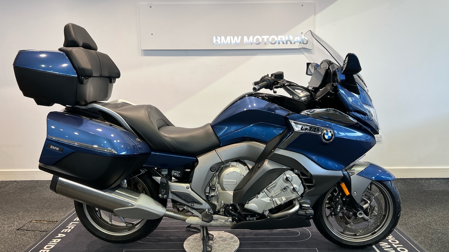 BMW K1600