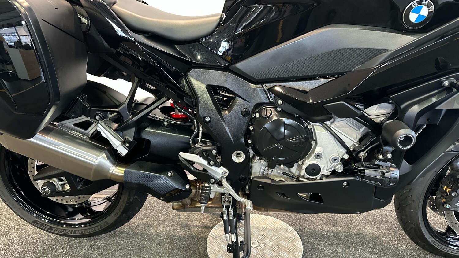 BMW S1000