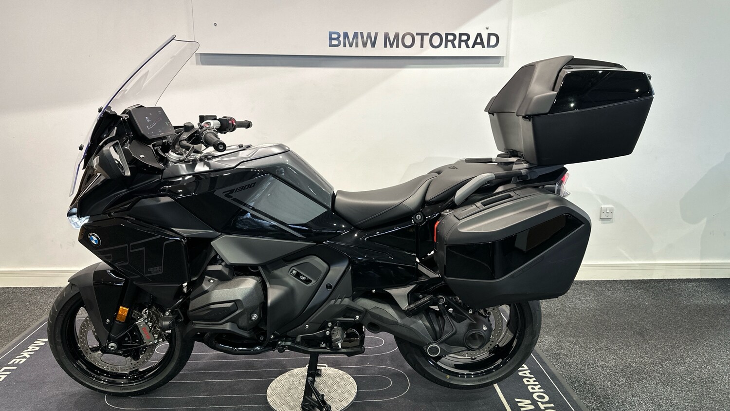 BMW R1300