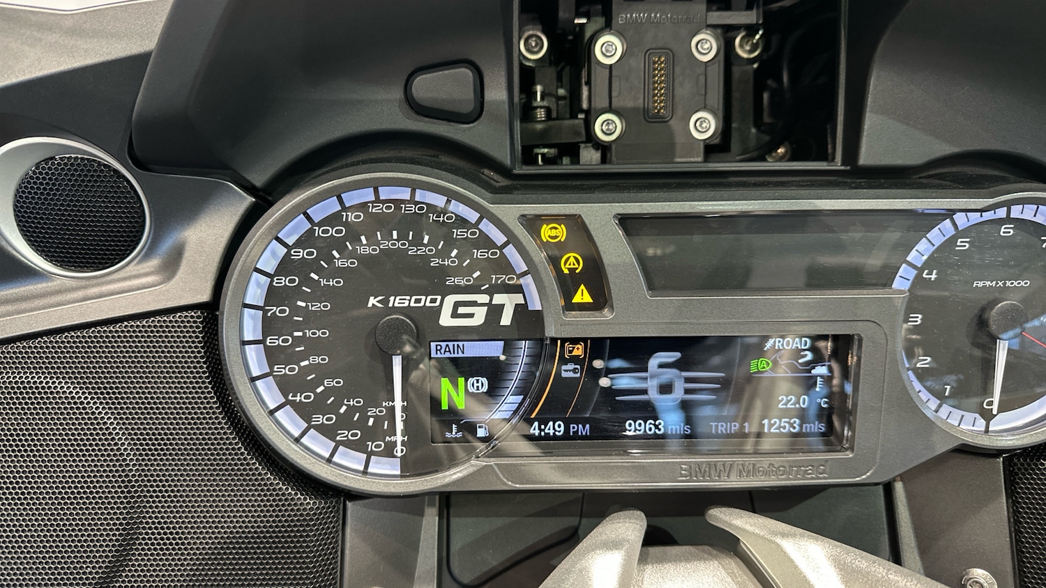 BMW K1600