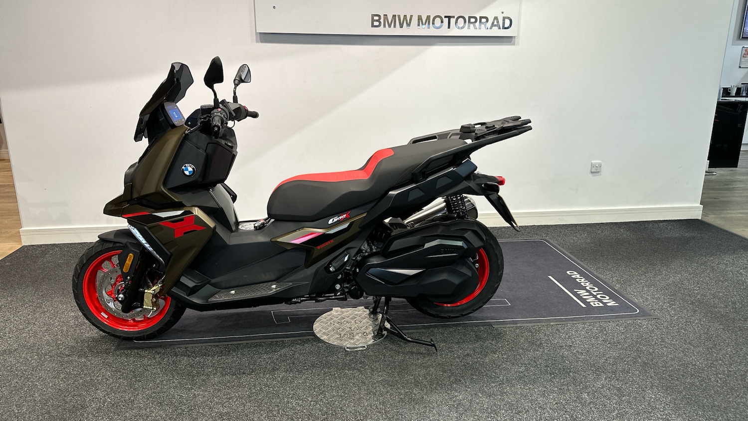 BMW C400