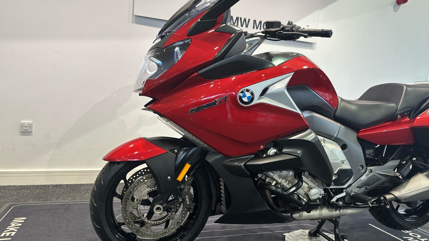 BMW K1600
