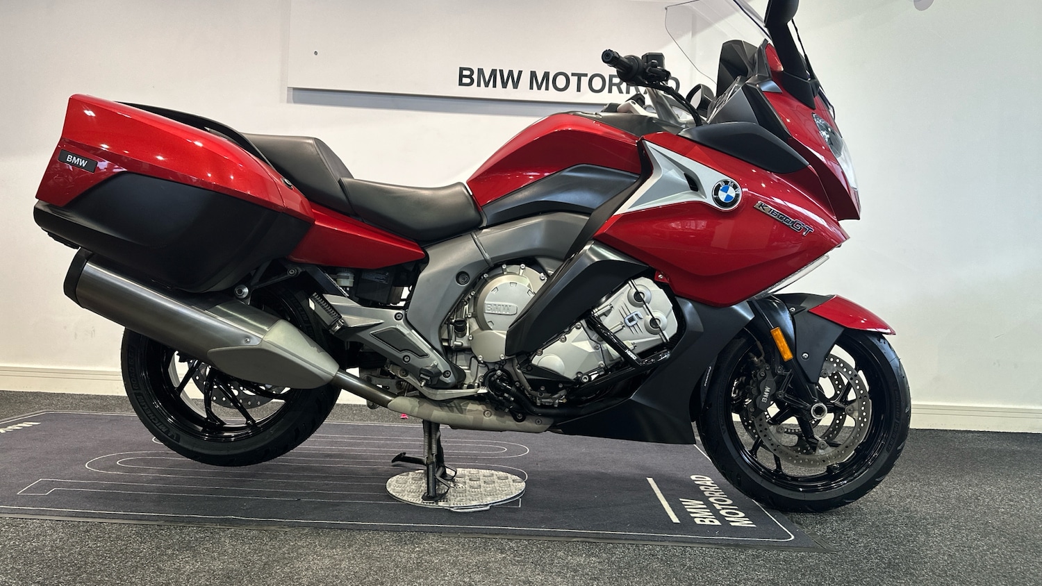 BMW K1600