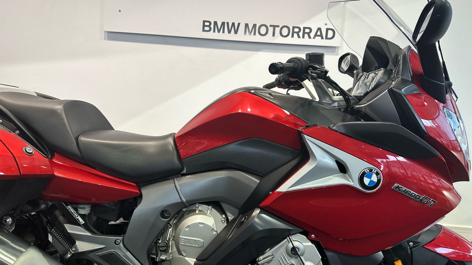 BMW K1600