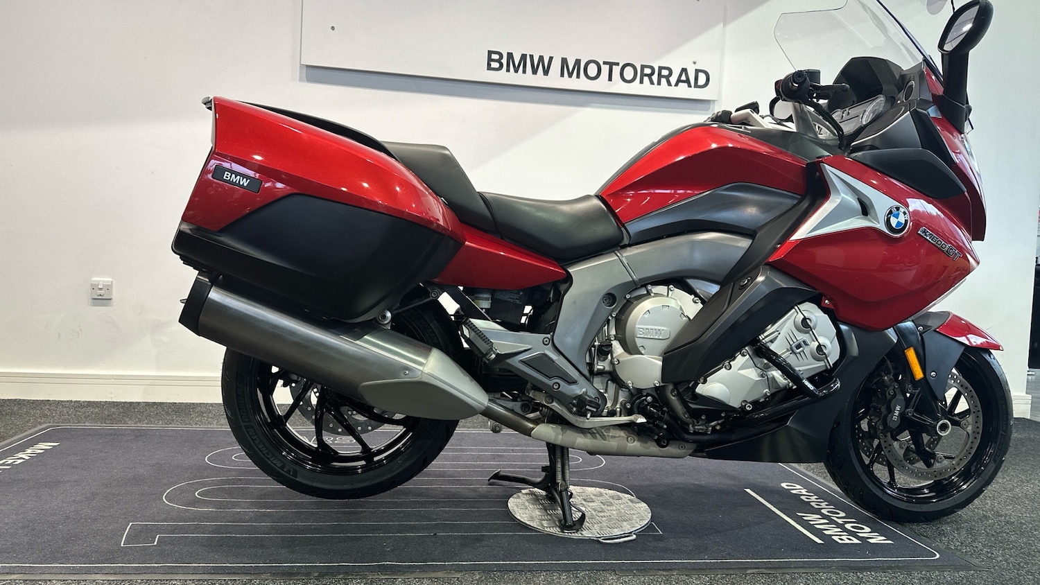 BMW K1600